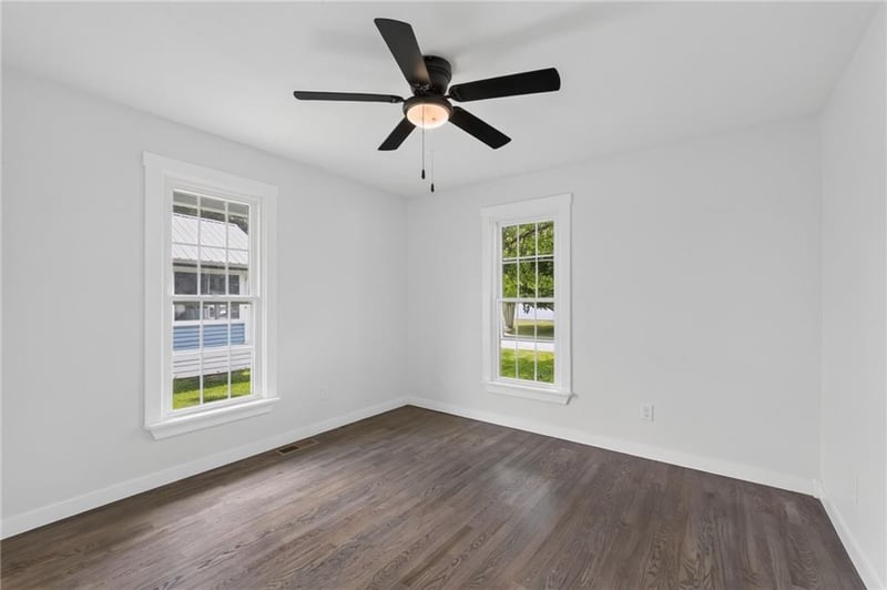 213 Ada St, Norborne, MO 64668