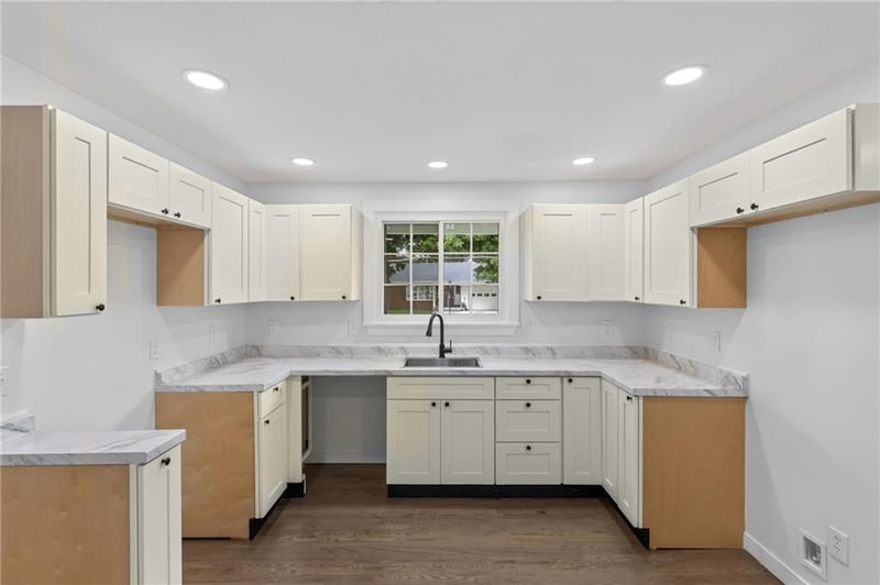 213 Ada St, Norborne, MO 64668