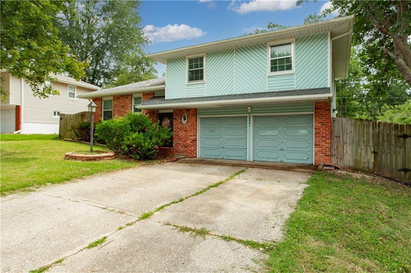 3603 Woodbury St, Independence, MO 64055