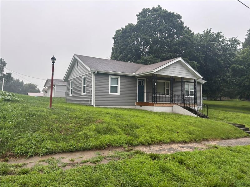 509 Main St, De Kalb, MO 64440