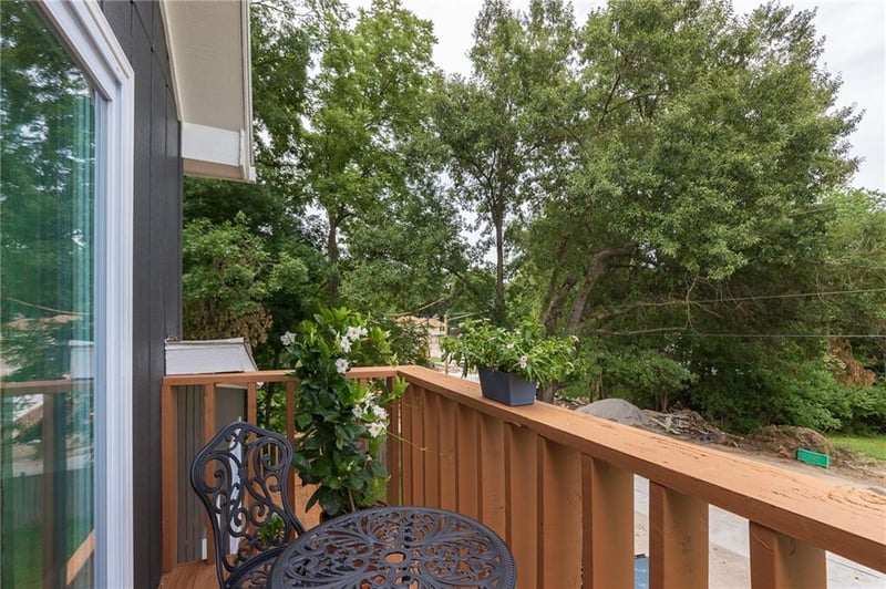 124 Johnson Rd, Liberty, MO 64068