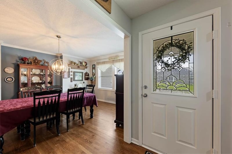 603 Canyon Dr, Pleasant Hill, MO 64080