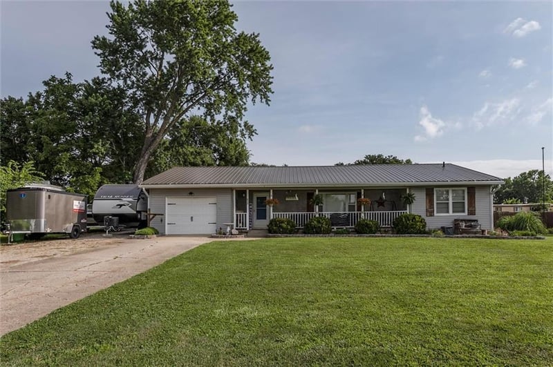 409 Franklin St, Pomona, KS 66076