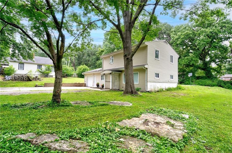 4413 Bellefontaine Ave, Kansas City, MO 64117