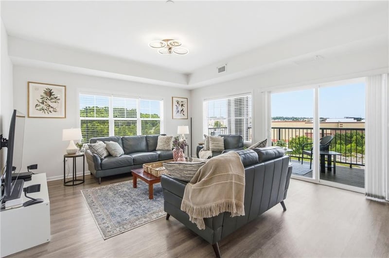 7800 123rd St #116, Overland Park, KS 66213