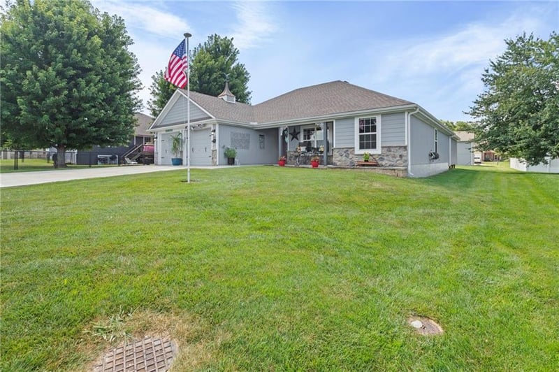 205 Ceremonial Dr, Buckner, MO 64016