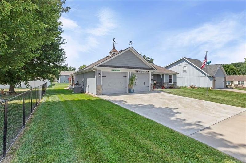 205 Ceremonial Dr, Buckner, MO 64016