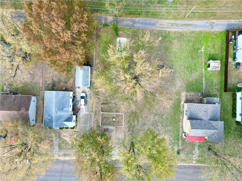 1407 6 St, Sedalia, MO 65301