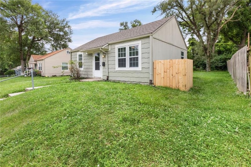 5017 Forest Ave, Kansas City, KS 66106