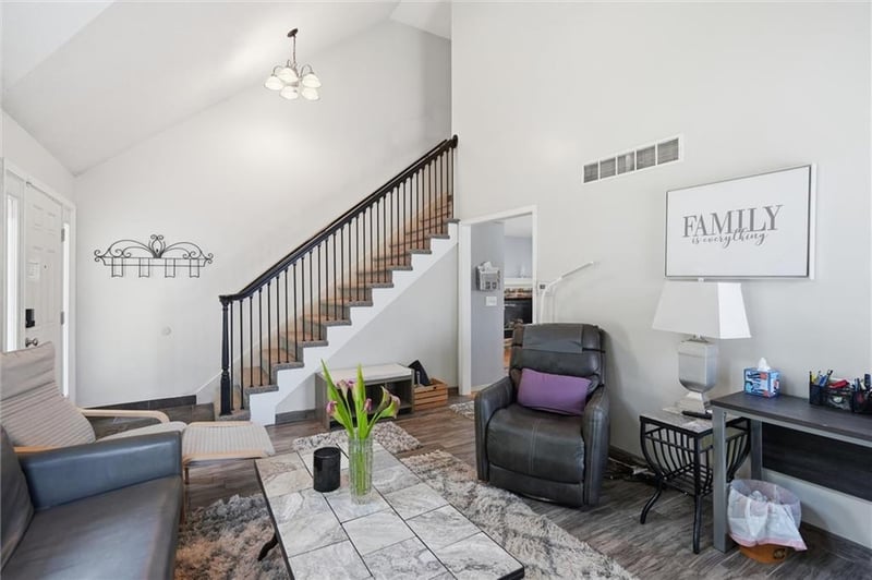 12264 Crest Dr, Olathe, KS 66061