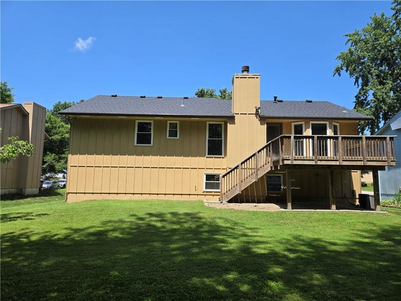 517 Buena Vista Dr, Belton, MO 64012
