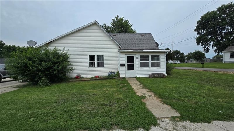 703 Chicago St, Chillicothe, MO 64601