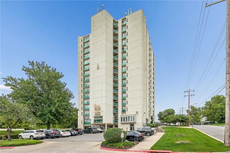 3838 Rainbow Blvd #1003, Kansas City, KS 66103