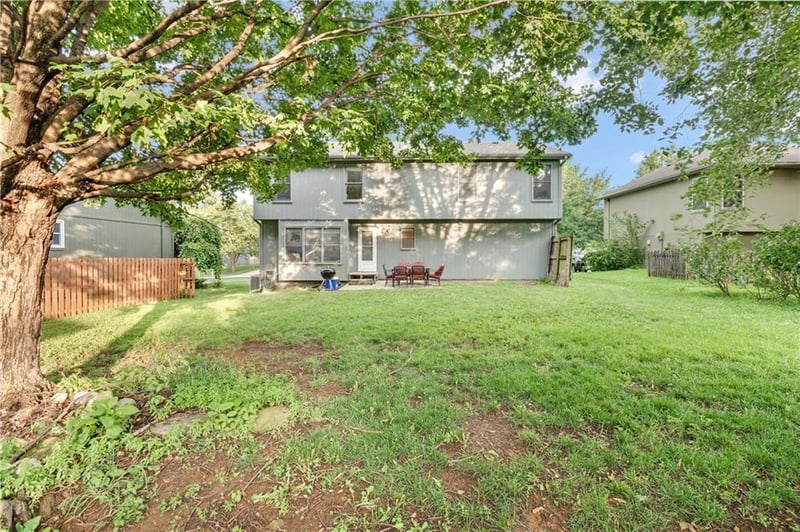 12435 Parker Ter, Olathe, KS 66061