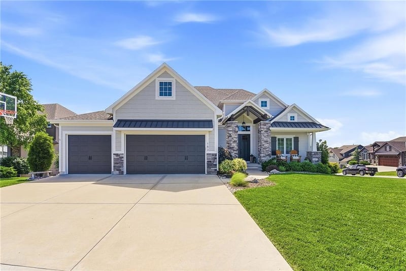 183 Roosevelt Ridge N/A, Lee's Summit, MO 64081