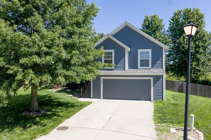 13008 New Jersey Ave, Kansas City, KS 66109