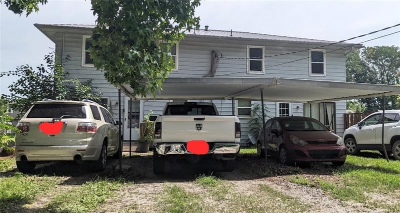 2606 4th Ave Ct, Leavenworth, KS 66048