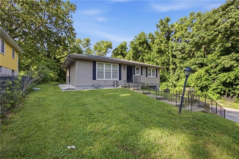3165 Longwood Ave, Kansas City, KS 66104