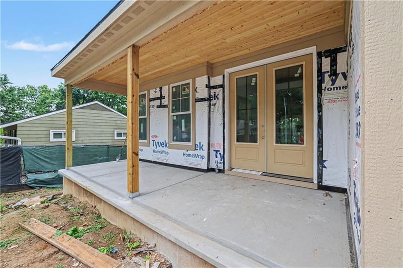 7805 Rosewood Dr, Prairie Village, KS 66208