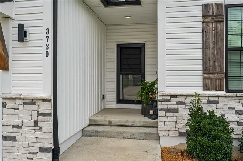 3730 NW 96th Ct, Kansas City, MO 64154