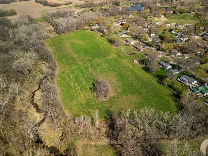 Chickadee Ct, Agency, MO 64401