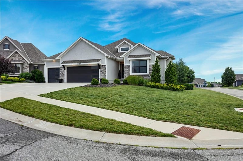 17104 Bradshaw St, Overland Park, KS 66221