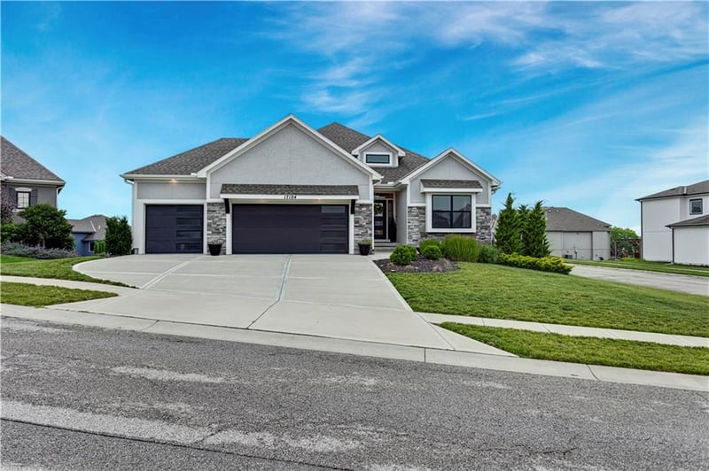 17104 Bradshaw St, Overland Park, KS 66221