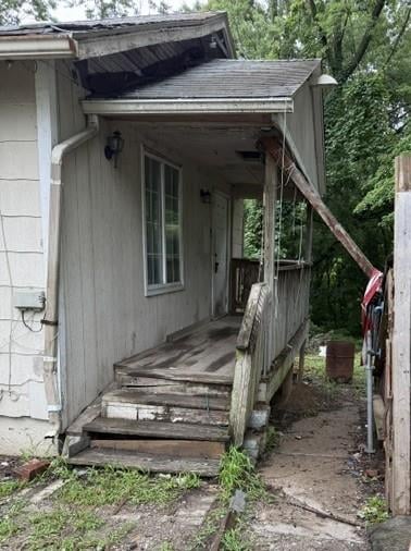 3922 Delavan Ave, Kansas City, KS 66104