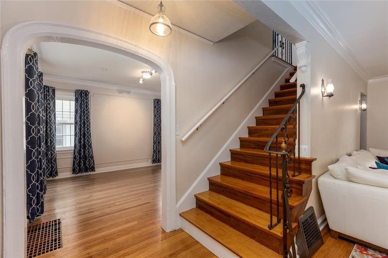 4349 Wyoming St, Kansas City, MO 64111