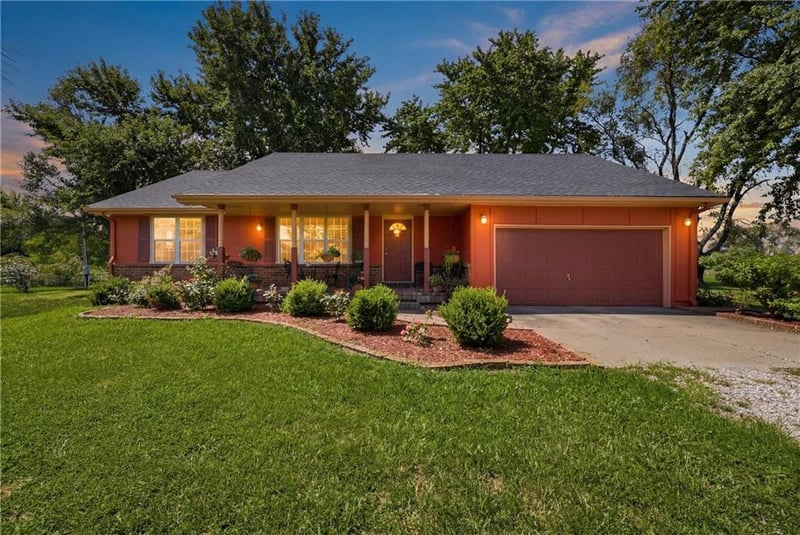 1250 450 Rd, Holden, MO 64040