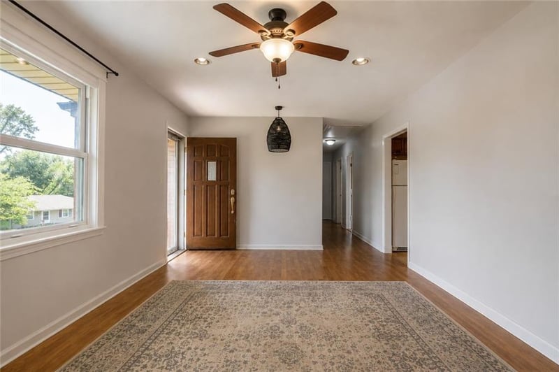 16309 34th St, Independence, MO 64055