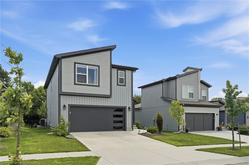18025 Hauser St, Overland Park, KS 66013