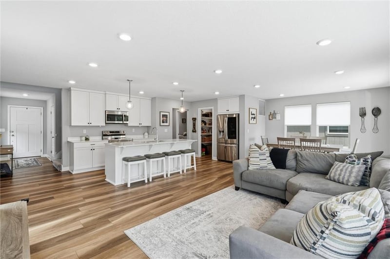 18025 Hauser St, Overland Park, KS 66013