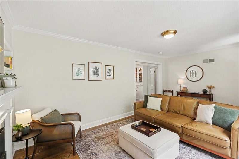 6923 Dearborn St, Overland Park, KS 66204