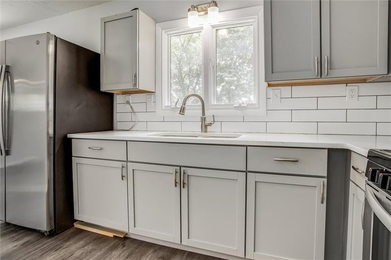 151 Cornell Ave, Bonner Springs, KS 66012