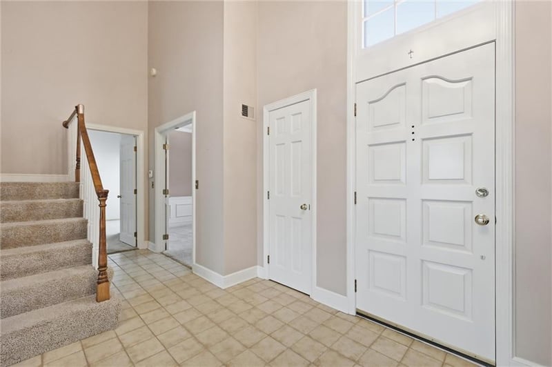 11107 122nd St, Overland Park, KS 66213