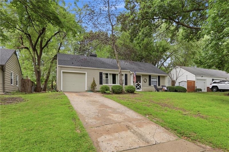 2800 78th St, Prairie Village, KS 66208