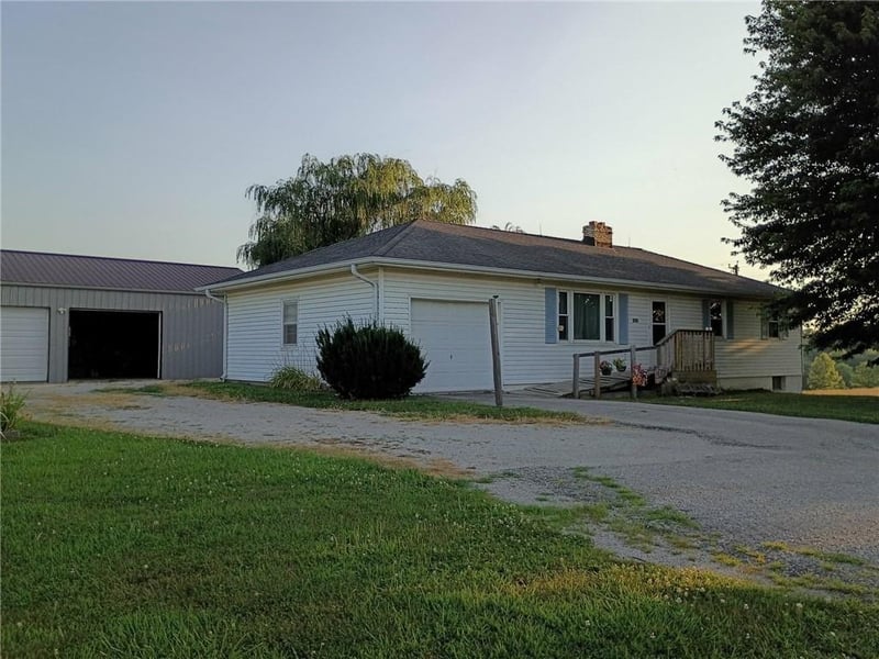 1401 Prospect St, Gallatin, MO 64640