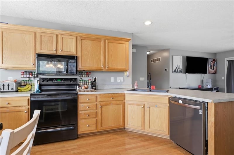 750 E 124th St, Kansas City, MO 64146