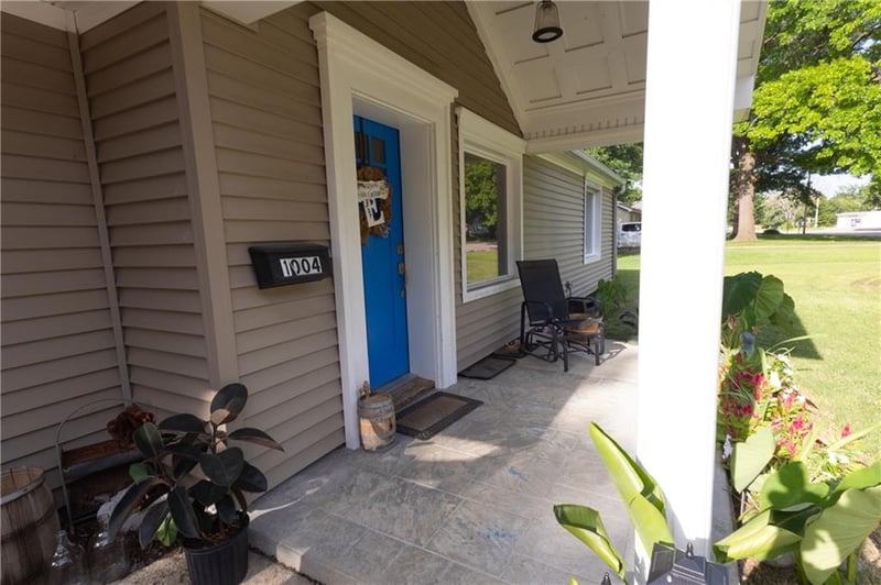 1004 Main St, Cherryvale, KS 67335