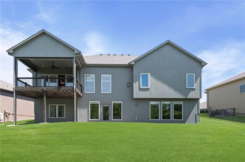 13416 172nd St, Overland Park, KS 66221