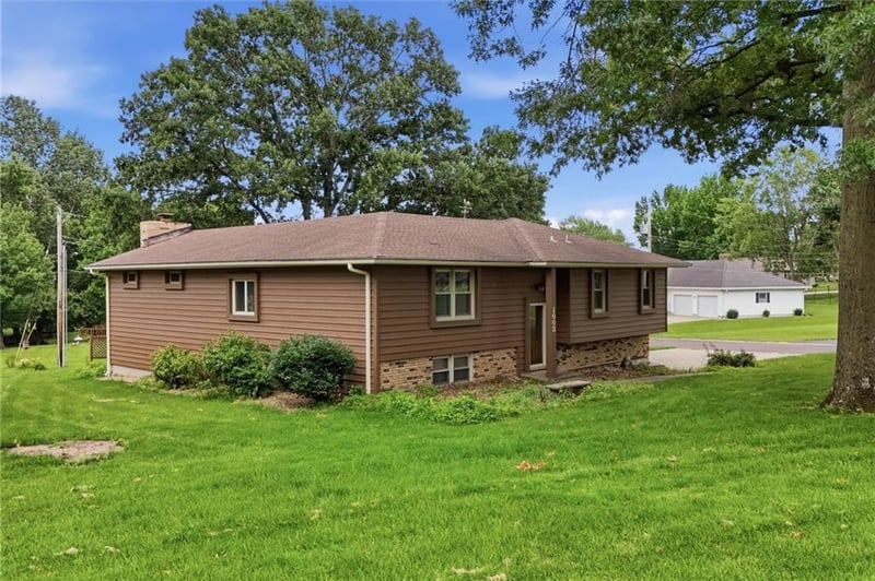 1003 Garner St, Richmond, MO 64085