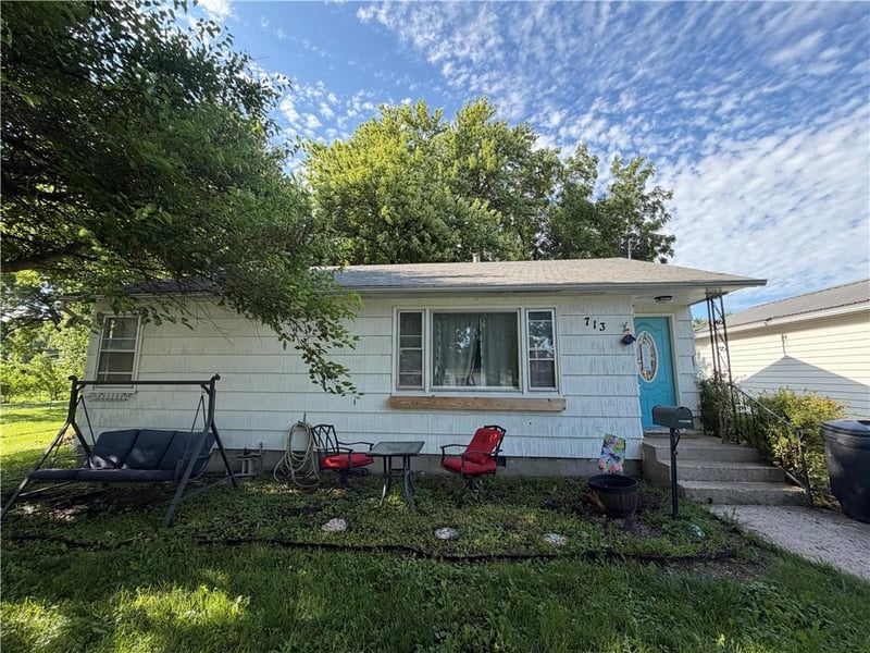 713 2nd St, Cameron, MO 64429