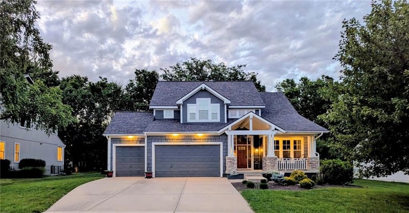 4834 155th Ter, Overland Park, KS 66224