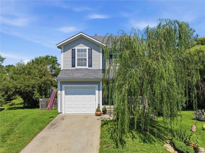 11120 Highview Rd, Peculiar, MO 64078