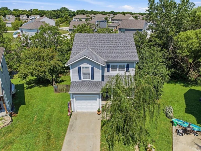 11120 Highview Rd, Peculiar, MO 64078