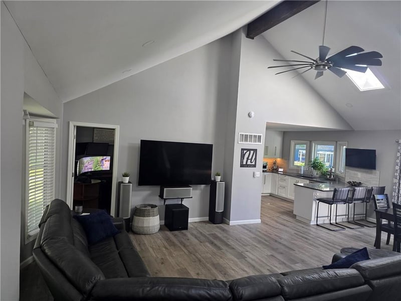 3710 Beechwood Dr, Lee's Summit, MO 64064