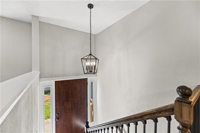 9406 Oakland Ave, Kansas City, MO 64138
