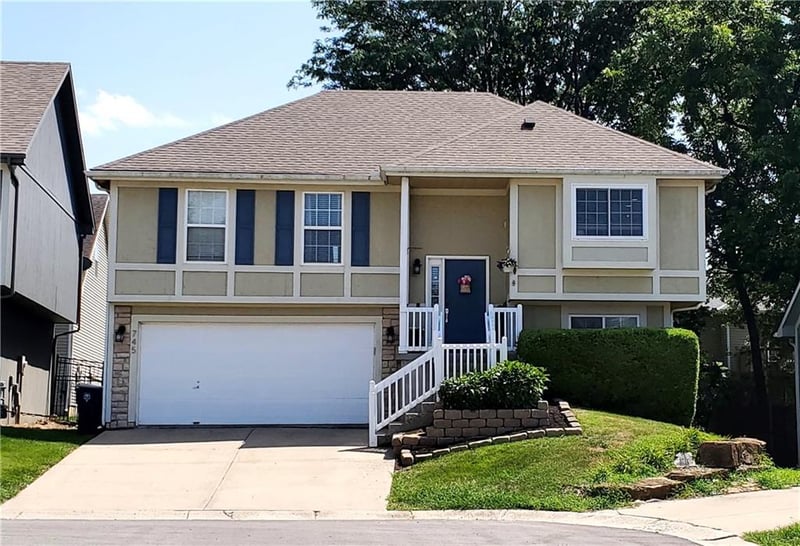 745 124th St, Kansas City, MO 64146