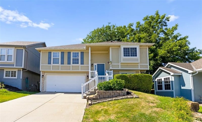 745 124th St, Kansas City, MO 64146